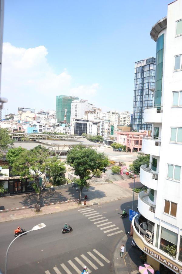 Loan Vo Hostel Bandar Ho Chi Minh Luaran gambar