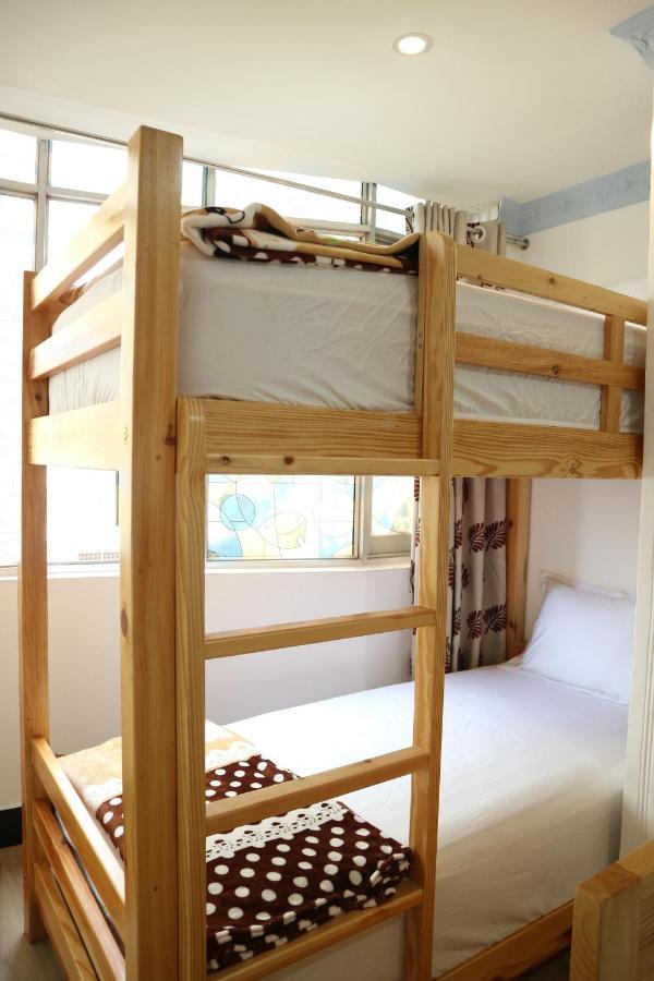 Loan Vo Hostel Bandar Ho Chi Minh Luaran gambar